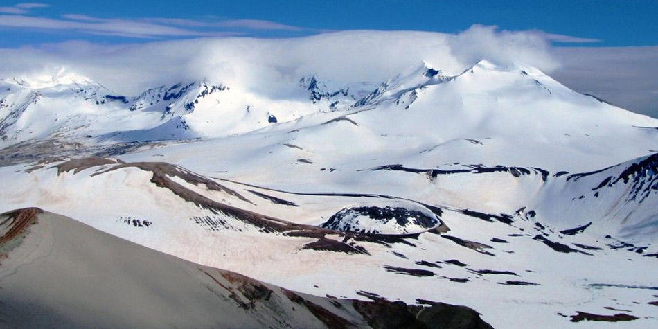 Arctic and Antarctic Geoscience
